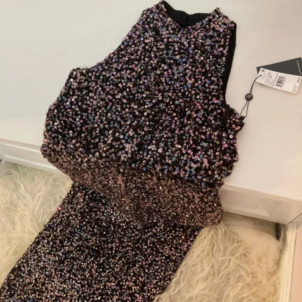 Adrianna Papell Beaded Halter Gown 0365 - Picture 6 of 8